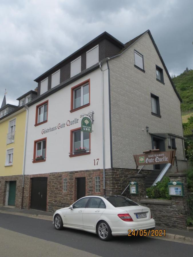 Hotel Und Gaestehaus Gute Quelle Кохем Екстериор снимка