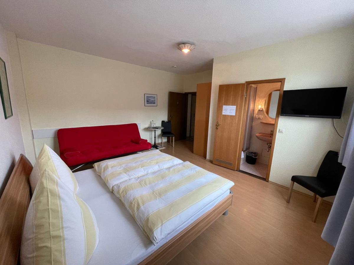 Hotel Und Gaestehaus Gute Quelle Кохем Екстериор снимка