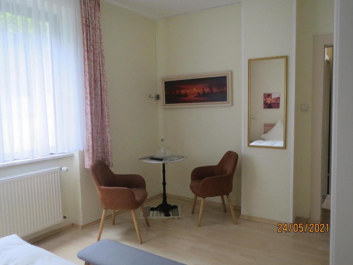 Hotel Und Gaestehaus Gute Quelle Кохем Екстериор снимка