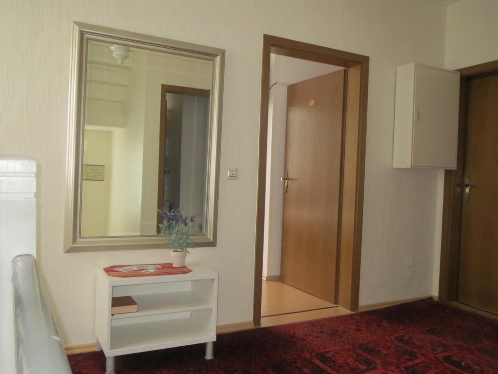 Hotel Und Gaestehaus Gute Quelle Кохем Екстериор снимка