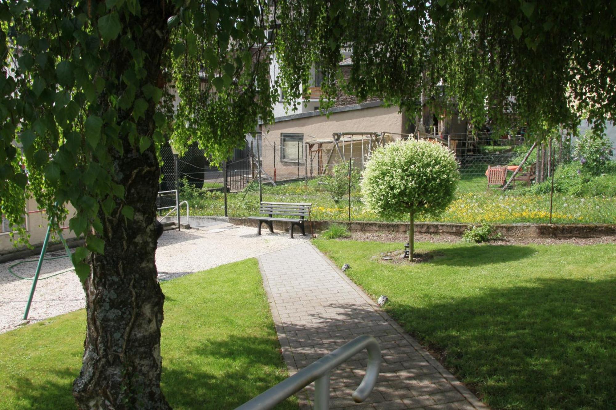 Hotel Und Gaestehaus Gute Quelle Кохем Екстериор снимка